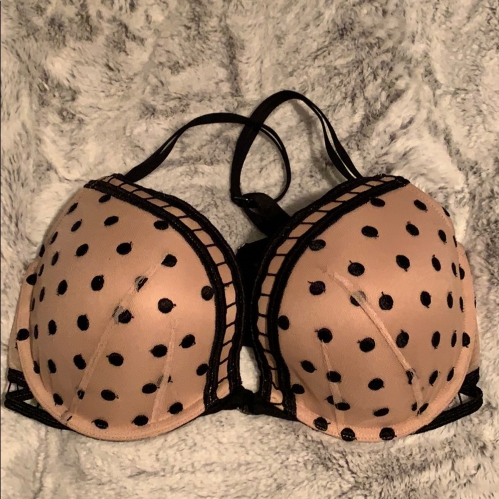 VS ‘VERY SEXY PUSH-UP’